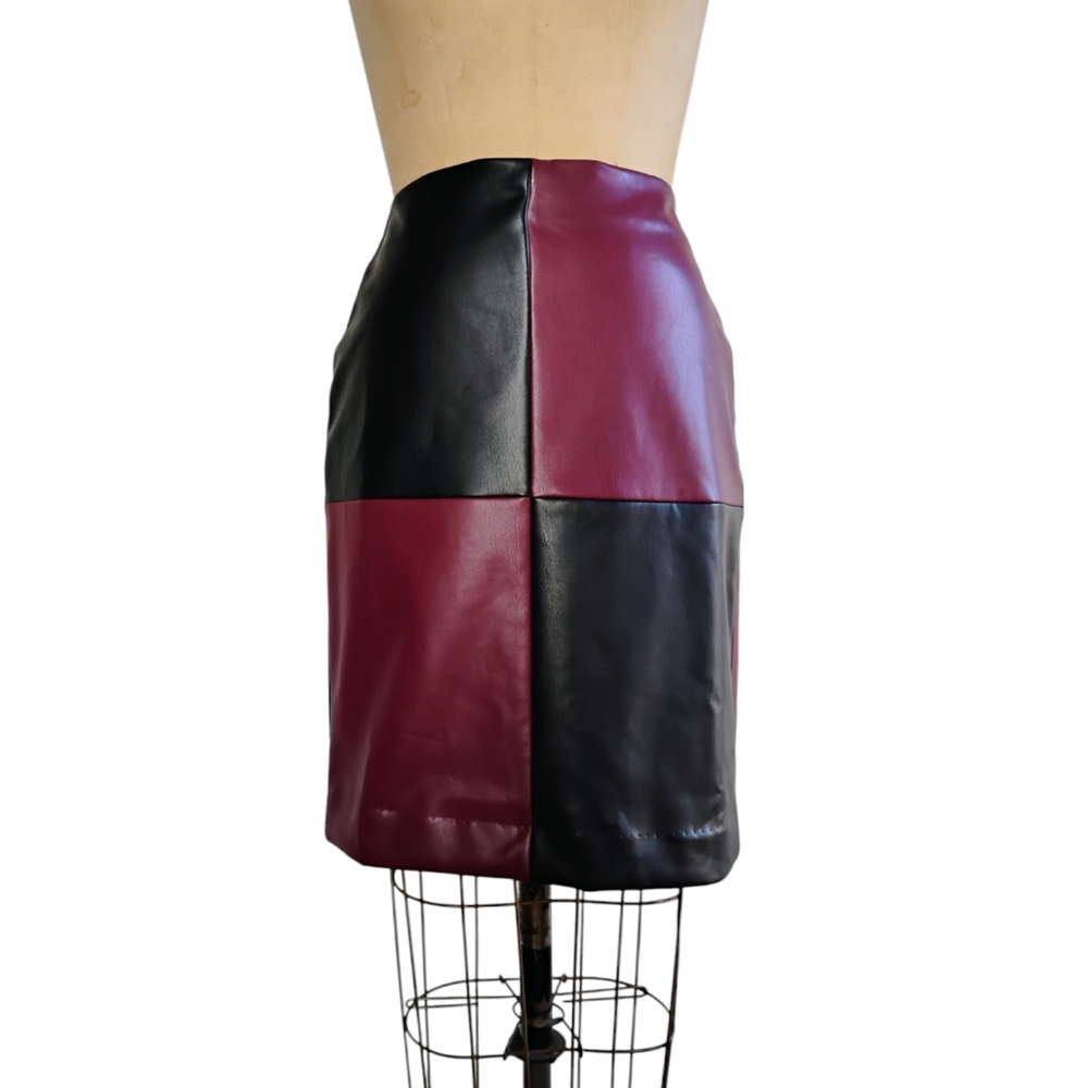 Bar lll vegan leather block color skirt.